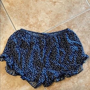 Brandy Melville flower shorts